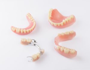 Kinds of dentures